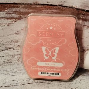 NEW Scentsy Pink Haze Melts